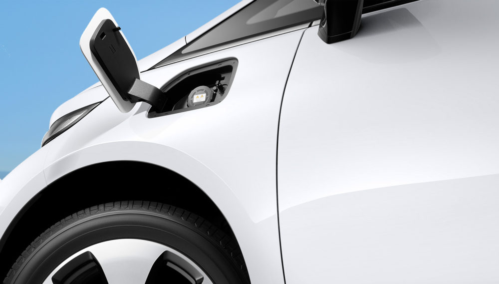 perawatan mobil listrik