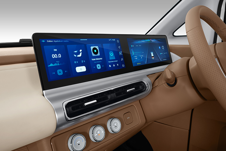 INTEGRATED FLOATING WIDESCREEN AND SMART START SYSTEM INTEGRATED FLOATING WIDESCREEN AND SMART START SYSTEM