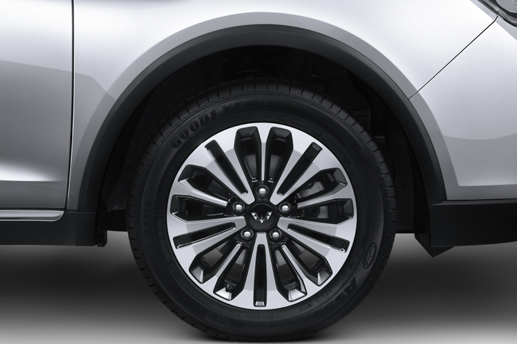 BOLD 16” TWO-TONE ALLOY WHEELS BOLD 16” TWO-TONE ALLOY WHEELS