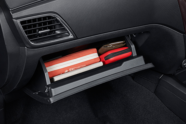 GLOVE BOX COMPARTMENT GLOVE BOX COMPARTMENT