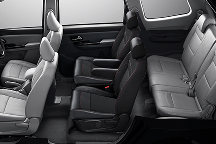SPACIOUS INTERIOR WITH 7 / 8 SEATS OPTION SPACIOUS INTERIOR WITH 7 / 8 SEATS OPTION